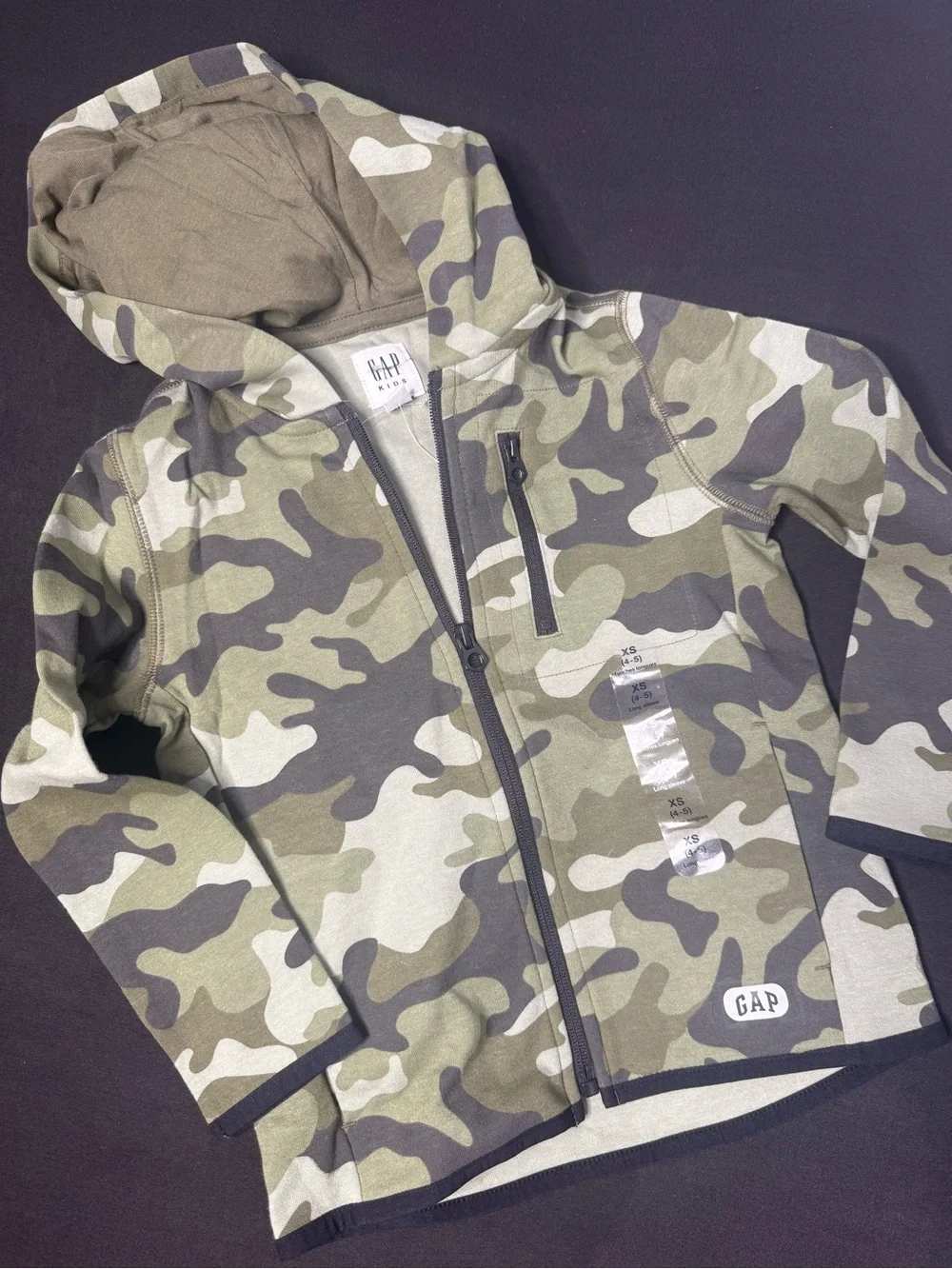 GAP Kids Camo Zip-Up Hoodie - Green Camouflage XS 4-5 nwot